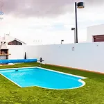 El Golfo Villa
